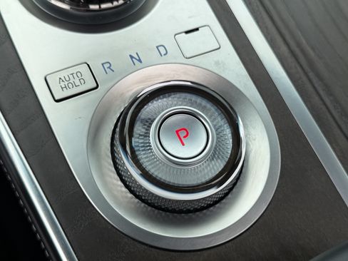 Used 2023 Genesis GV80 3.5T AWD/4WD image 18