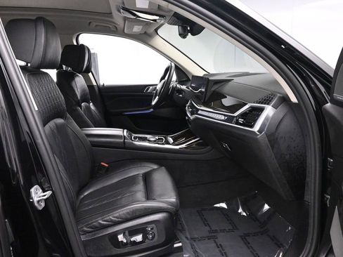 Used 2023 BMW X7 xDrive40i w/ Premium Package AWD/4WD image 27