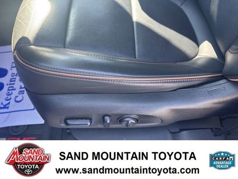 Used 2021 GMC Acadia AT4 w/ Technology Package image 15