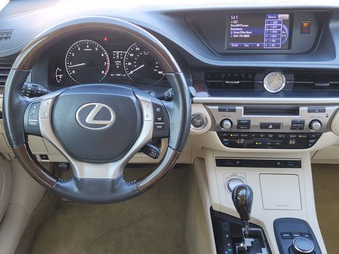 Used 2014 Lexus ES 350 image 27