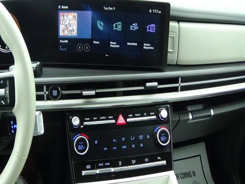 Used 2025 Hyundai Santa Fe SEL image 21