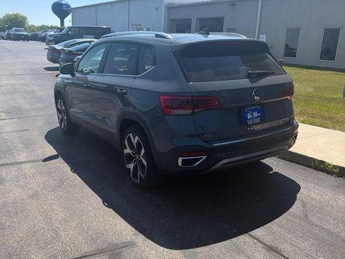 Used 2023 Volkswagen Taos SEL AWD/4WD image 1