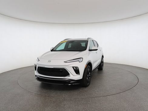 Used 2024 Buick Encore GX Sport Touring image 32