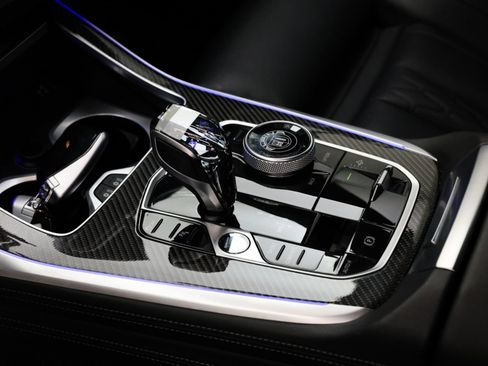 Used 2024 BMW ALPINA XB7 AWD/4WD image 40