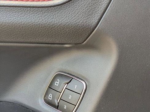 Used 2023 Ford Expedition Max Limited image 12