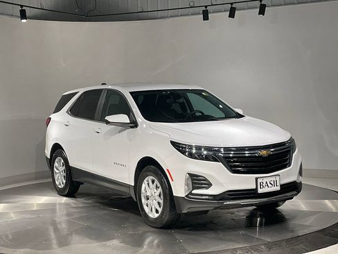 Used 2023 Chevrolet Equinox LT image 40