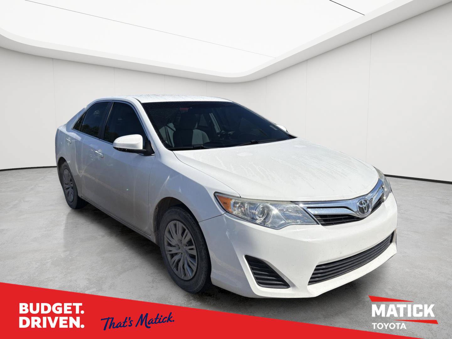 Used 2012 Toyota Camry LE FWD image 1