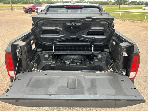 Used 2025 Honda Ridgeline Black Edition image 18