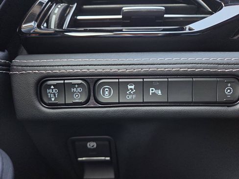 Certified 2026 Acura MDX w/ Advance Package AWD/4WD image 17