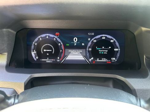 Used 2025 Toyota 4Runner TRD Off-Road AWD/4WD image 30