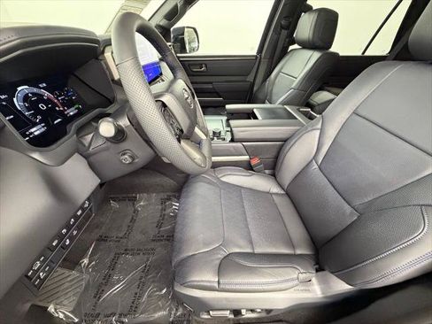 Certified 2026 Toyota Sequoia Platinum AWD/4WD image 23