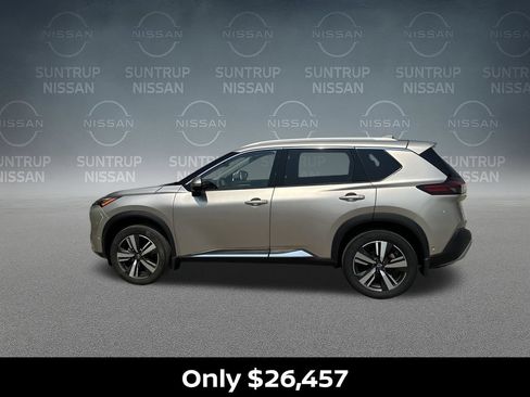 Certified 2023 Nissan Rogue Platinum w/ Platinum Premium Package AWD/4WD image 4