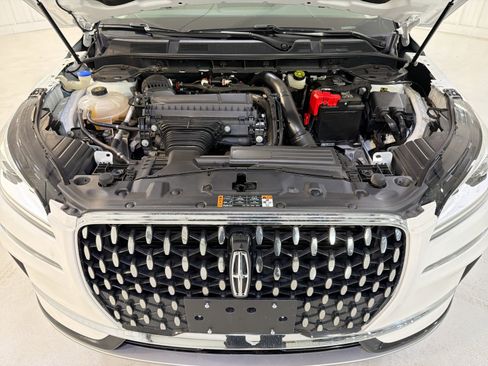Used 2024 Lincoln Corsair Reserve image 30