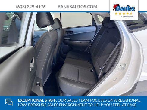 Used 2023 Hyundai Kona SEL AWD/4WD image 9