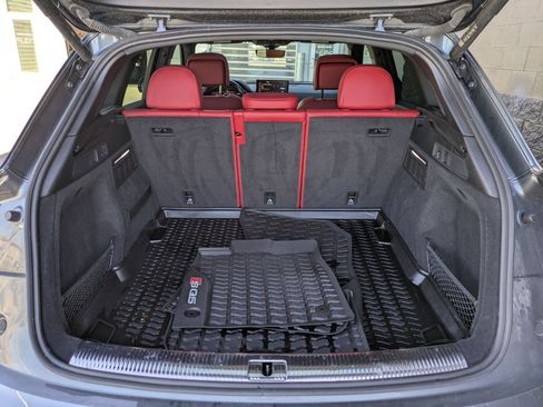 Used 2023 Audi SQ5 Premium Plus w/ Premium Plus Package image 25