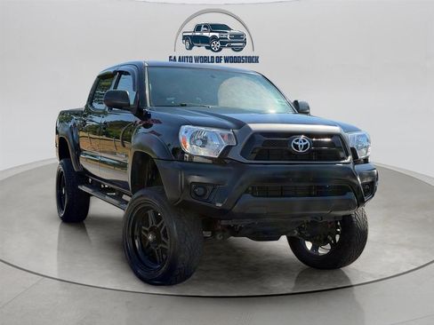 Used 2015 Toyota Tacoma 4x4 Double Cab image 2
