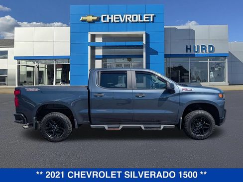 Used 2021 Chevrolet Silverado 1500 Custom Trail Boss w/ Safety Confidence Package AWD/4WD image 3