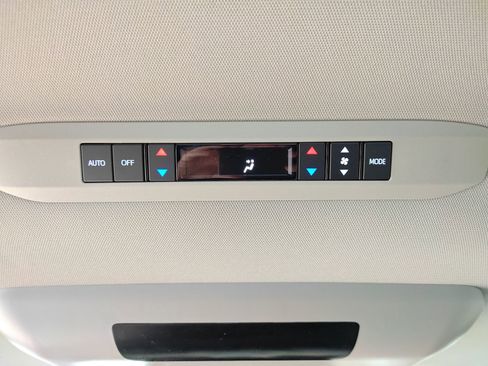 New 2026 Toyota Sienna XLE image 33