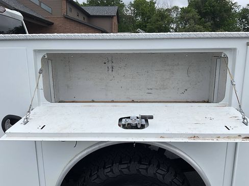 Used 2021 Chevrolet Silverado 2500 LT AWD/4WD image 21