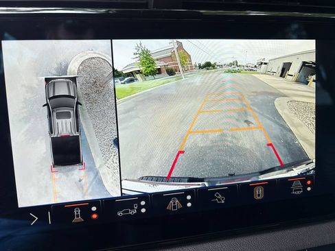 Certified 2024 GMC Sierra 1500 AT4 w/ Technology Package AWD/4WD image 42