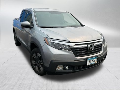 Used 2017 Honda Ridgeline RTL-T image 3