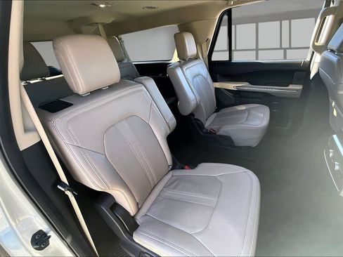 Used 2024 Ford Expedition Max Limited image 24