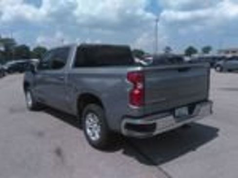 Used 2025 Chevrolet Silverado 1500 LT RWD image 8