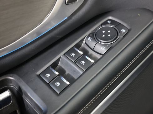 Used 2025 Ford Expedition Platinum AWD/4WD image 24