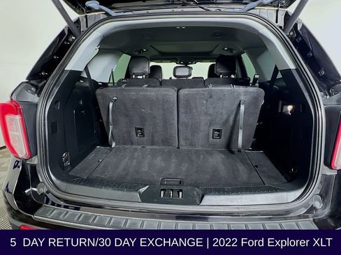 Used 2022 Ford Explorer XLT w/ Equipment Group 202A image 31