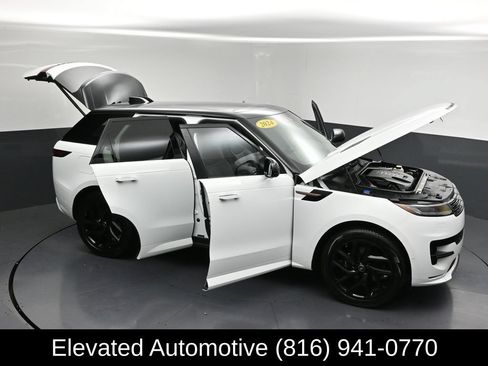 Used 2024 Land Rover Range Rover Sport Dynamic SE AWD/4WD image 34