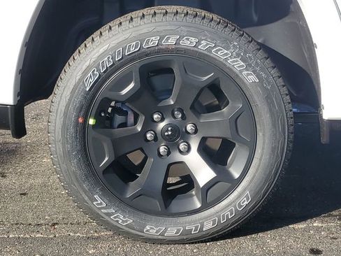 New 2026 RAM 1500 4x4 Crew Cab image 6