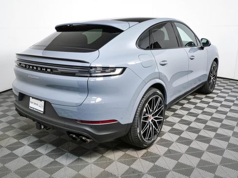 New 2026 Porsche Cayenne Coupe AWD/4WD image 29
