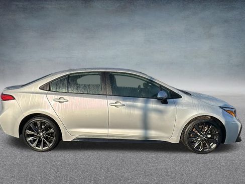 Used 2025 Toyota Corolla SE FWD image 31