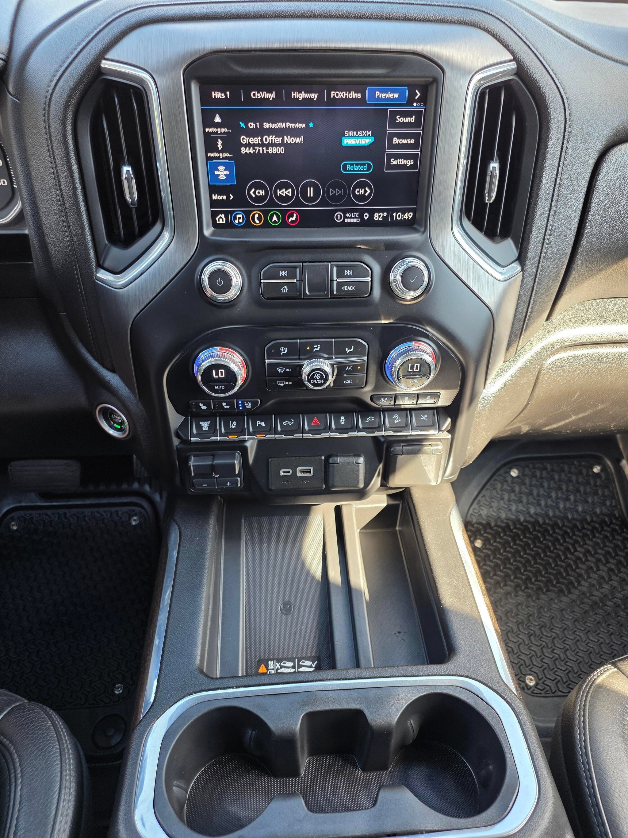 Used 2023 GMC Sierra 2500 Denali w/ Denali Ultimate Package AWD/4WD image 17