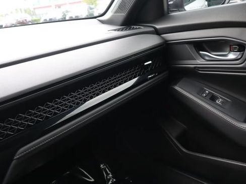 Used 2024 Honda Accord Sport image 32