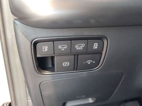 New 2026 Hyundai Ioniq 9 SE image 14