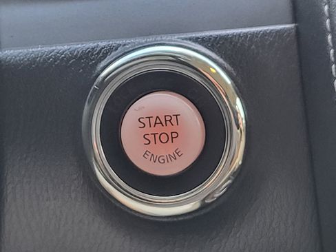 Used 2018 Nissan Armada SL w/ Moonroof Package image 19