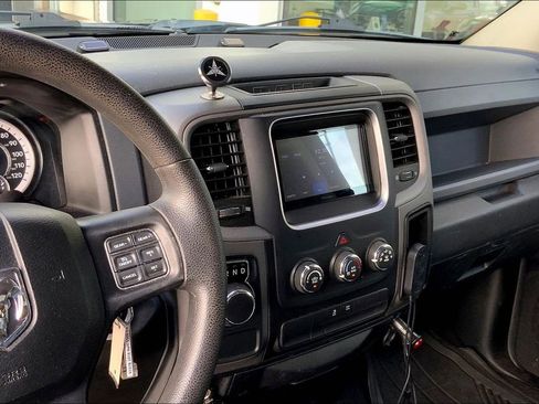 Used 2016 RAM 1500 Express RWD image 6