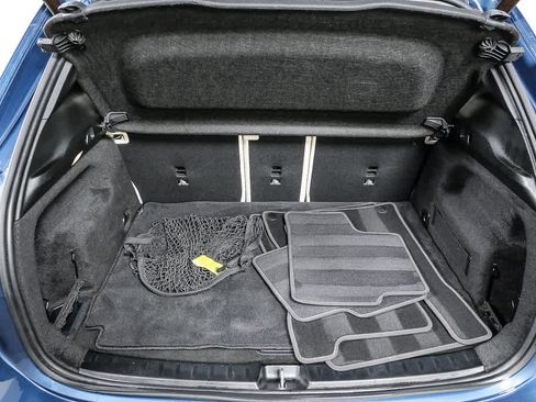 Used 2022 Mercedes-Benz GLA 250 image 30