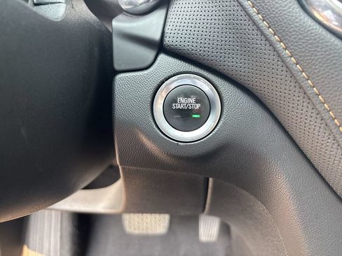 Certified 2021 Chevrolet Equinox Premier AWD/4WD image 22