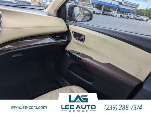 Used 2014 Toyota Avalon XLE FWD image 14