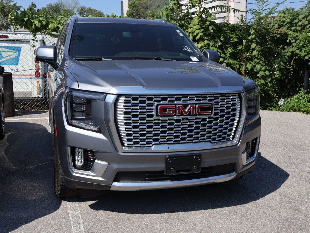 Used 2021 GMC Yukon Denali AWD/4WD image 3