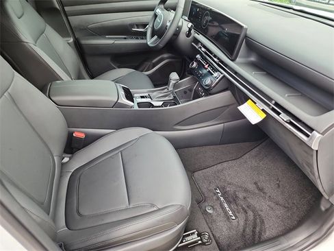 New 2025 Hyundai Tucson SEL image 10