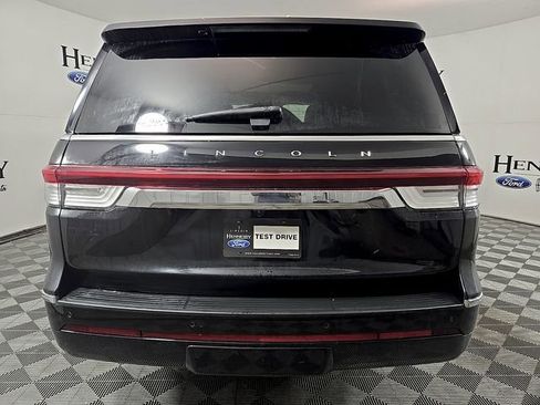 Certified 2024 Lincoln Navigator Reserve AWD/4WD image 6