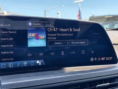 Certified 2024 Cadillac XT4 Premium Luxury AWD/4WD image 16