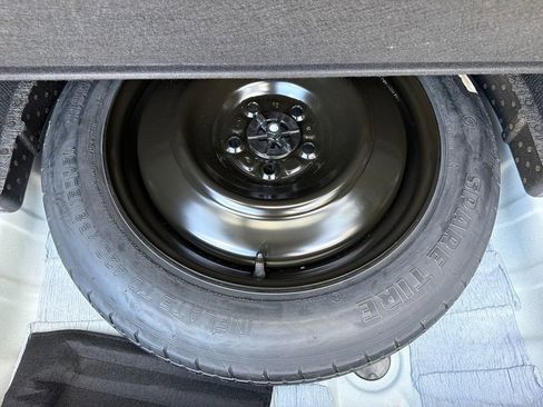 Used 2023 Kia Sportage EX image 33