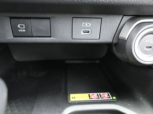 Used 2025 Toyota Grand Highlander AWD Hybrid image 37