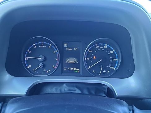 Used 2018 Toyota RAV4 XLE image 17