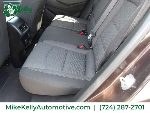 Used 2020 Chevrolet Equinox LT w/ Driver Convenience Package AWD/4WD image 12