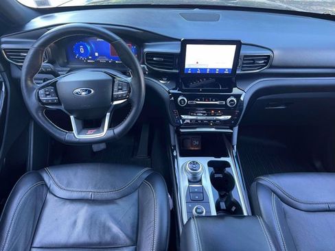 Used 2022 Ford Explorer ST w/ Equipment Group 401A AWD/4WD image 17